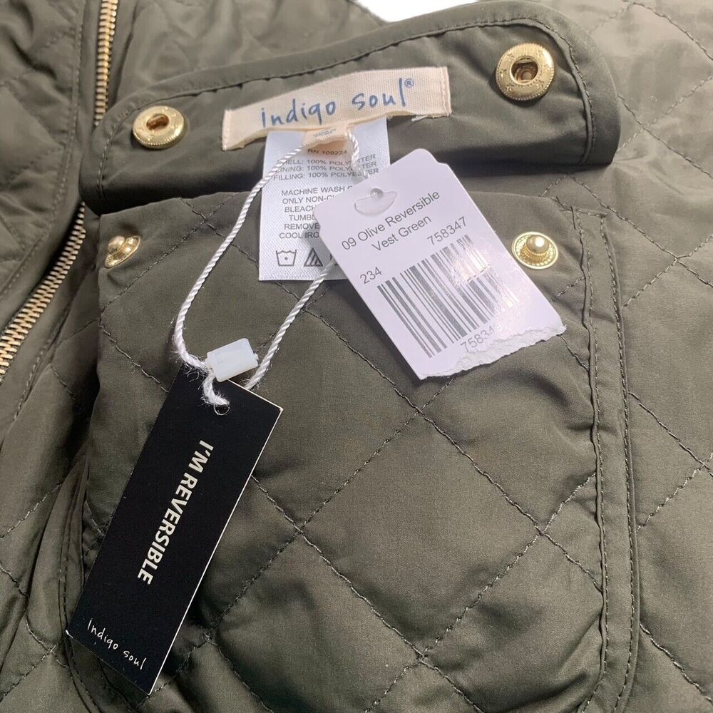 Indigo Soul Reversible Vest Quilted One Side Reverses to Sherpa Side Small NWT - Picture 5 of 16